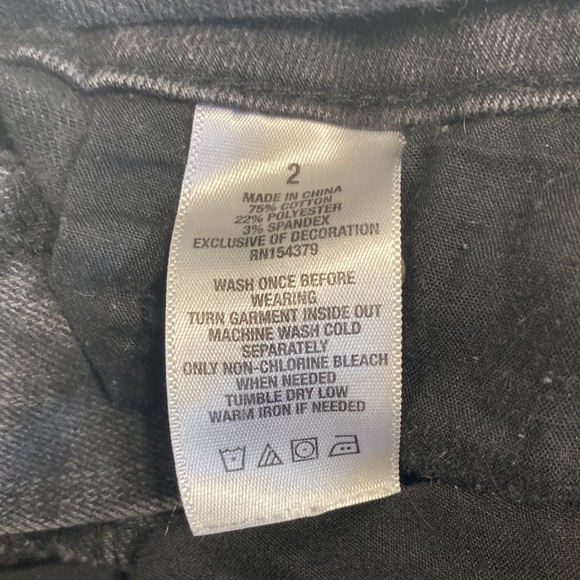 Aeropostale Ripped Jeans Size 2 - Picture 3 of 4